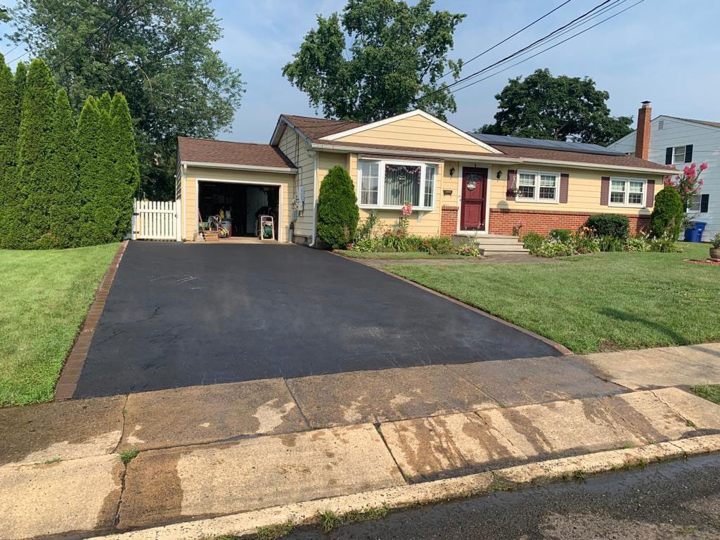 Asphalt Driveways by Islip Paving & Masonry in Long Island (9)