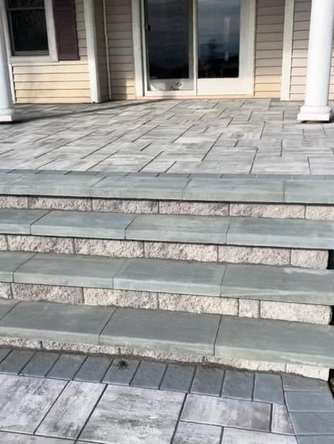 Stoops & Steps by Islip Paving & Masonry in Long Island (7)